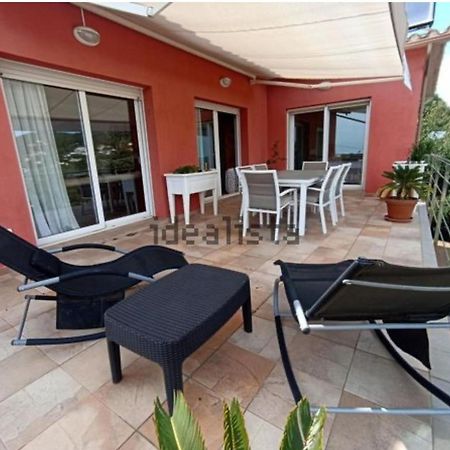 Habitacion Con Desayuno Vall-Llobrega Luaran gambar